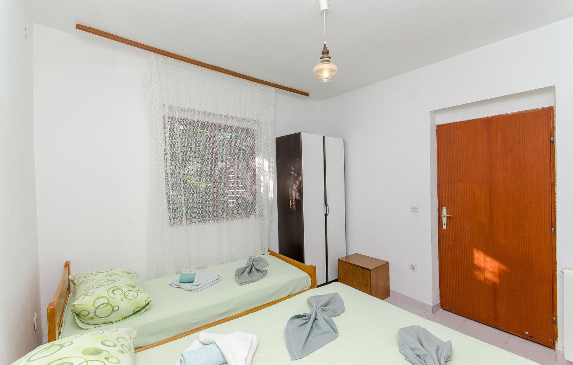 Apartments Lorena ストモルスカ エクステリア 写真