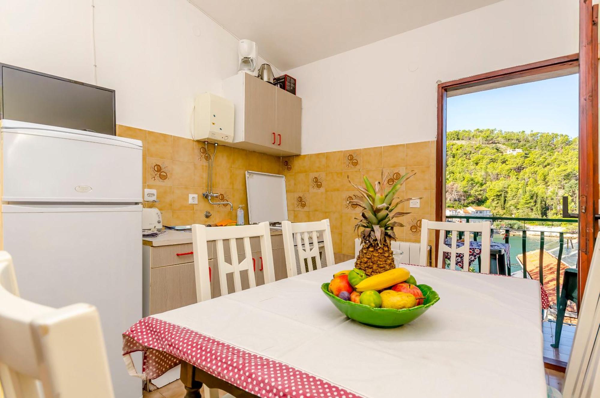 Apartments Lorena ストモルスカ エクステリア 写真