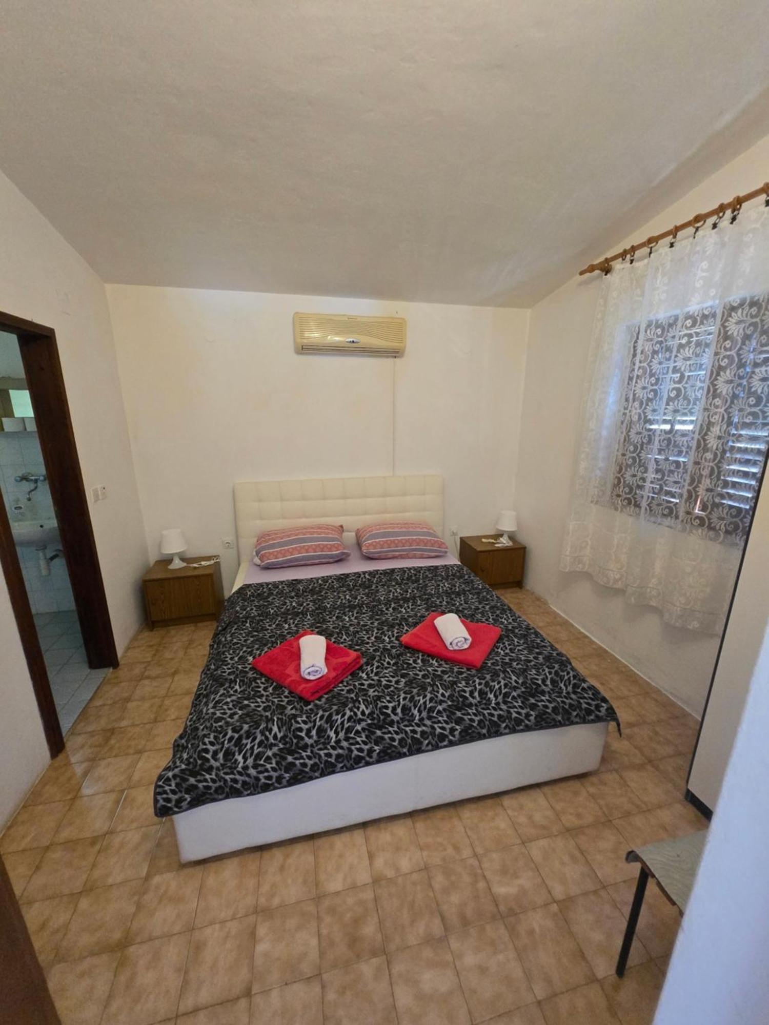 Apartments Lorena ストモルスカ エクステリア 写真
